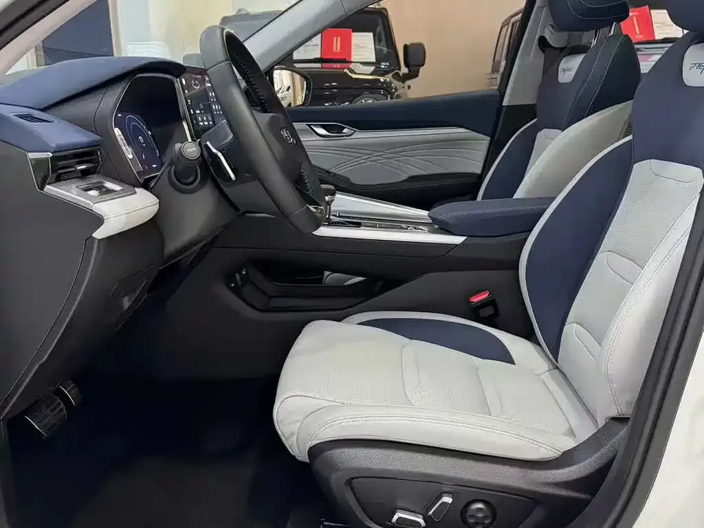 Geely Xingrui 2023 из CN, фото 4