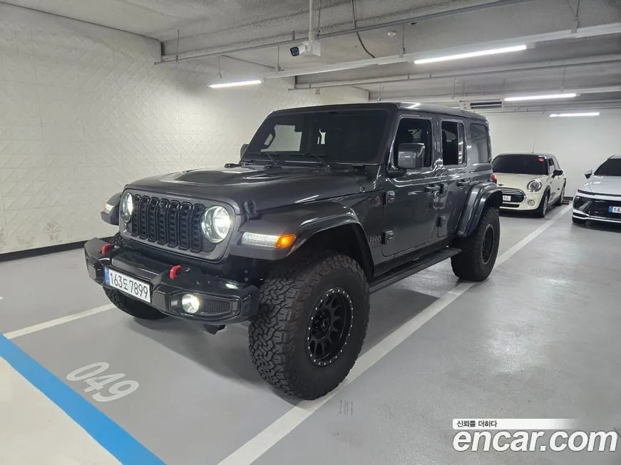 Jeep Wrangler — фото 1