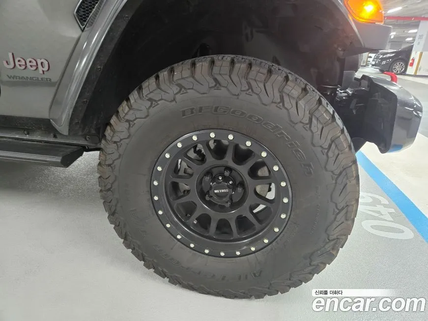 Jeep Wrangler — фото 5