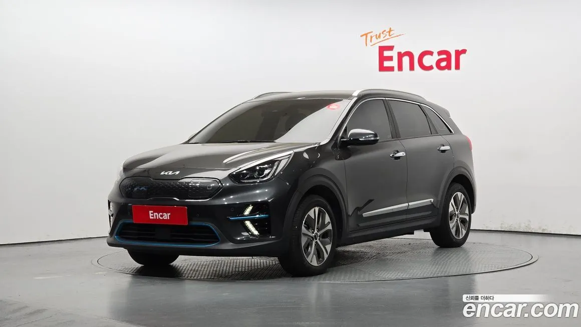 Kia Niro — фото 1