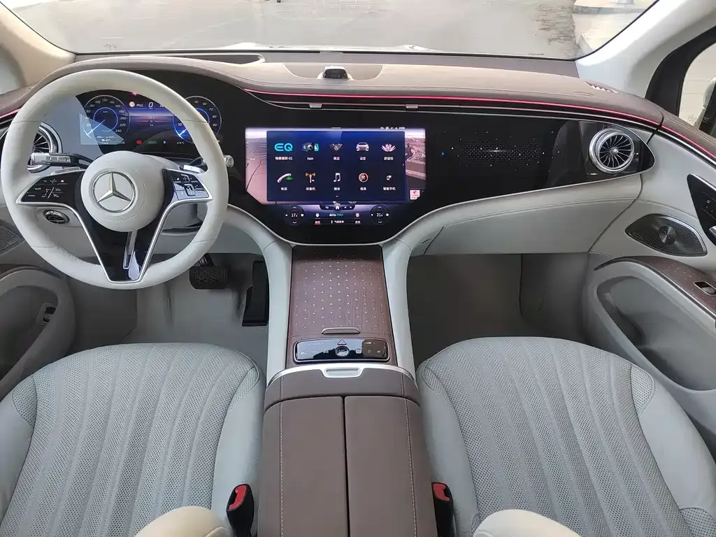 Mercedes-Benz EQS SUV 2025 из CN, фото 6