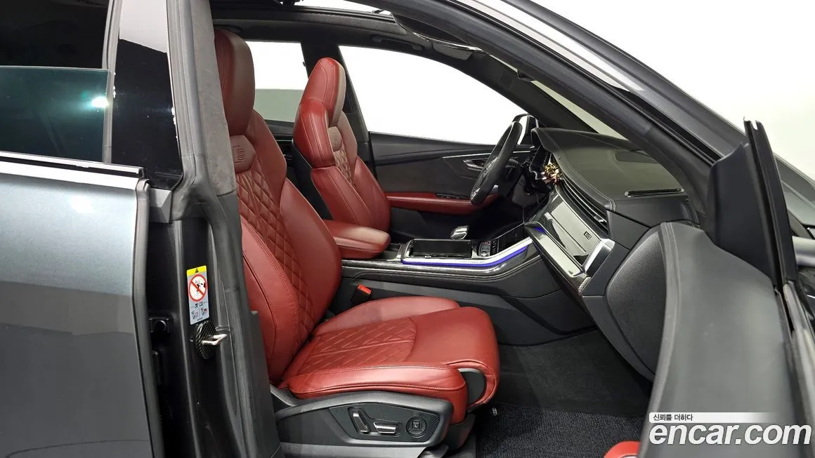 Audi SQ8 2021 из KR, фото 10