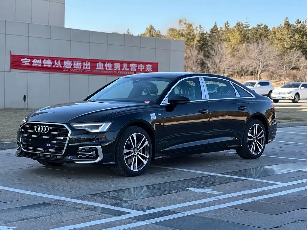 Audi A6L 2025 из CN, фото 4