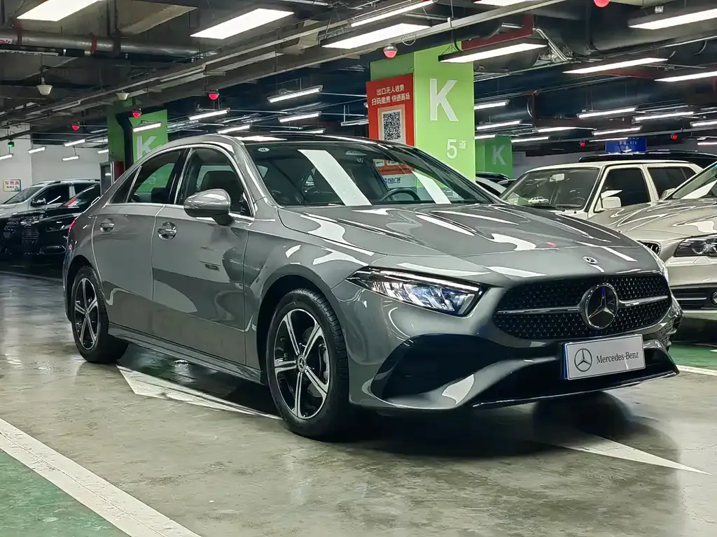 Mercedes-Benz A-Class 2023 из CN, фото 3