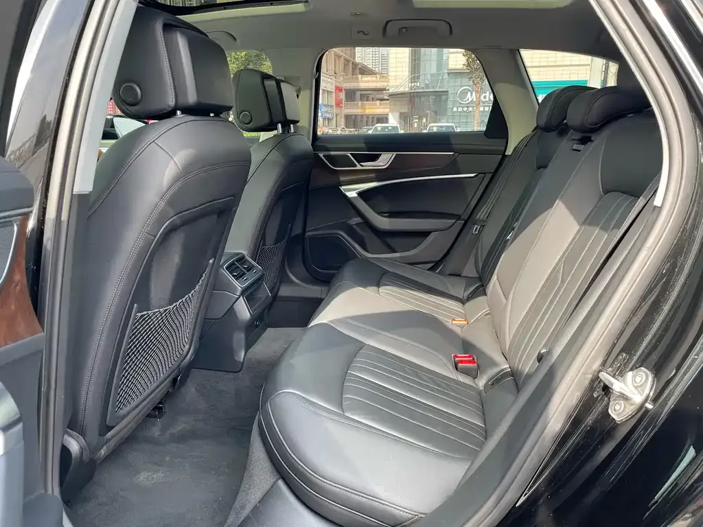 Audi A6 (Import) 2021 из CN, фото 5