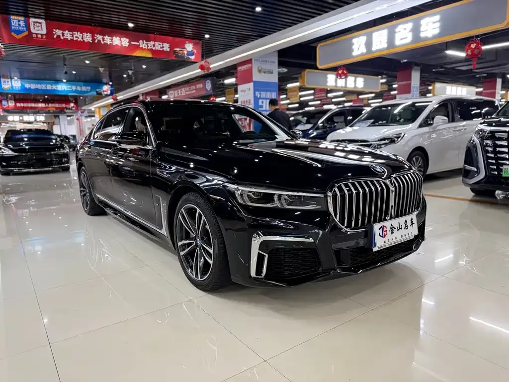 BMW 7 Series 2021 из CN, фото 3