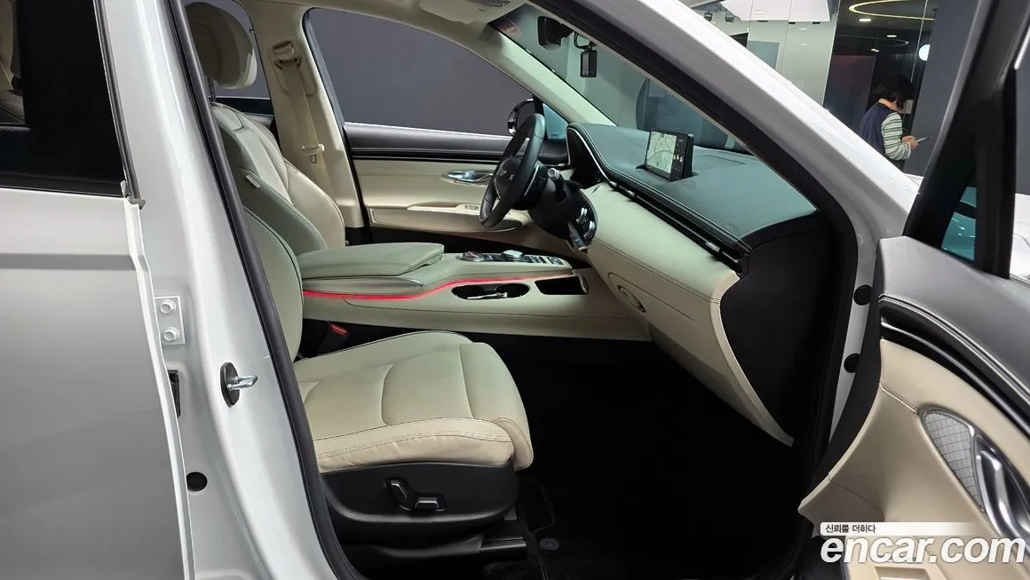 Genesis GV70 — фото 10