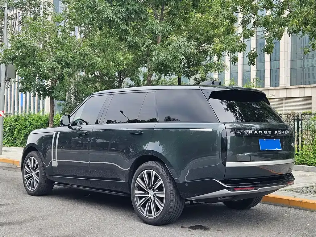 Land Rover Range Rover 2024 из CN, фото 3