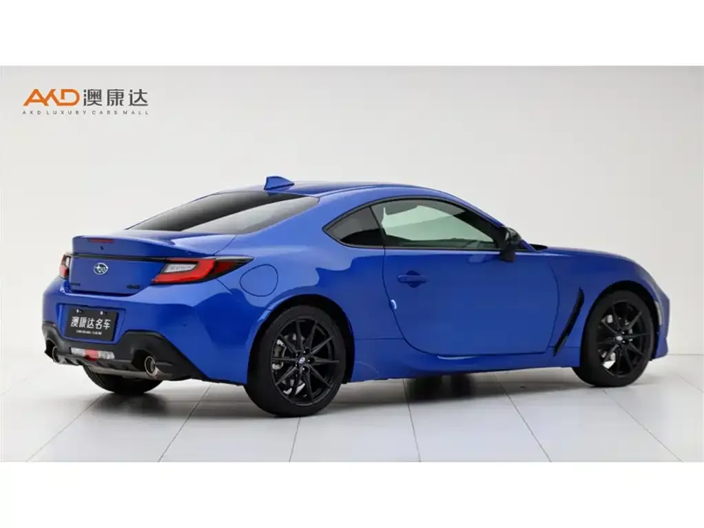 Subaru BRZ 2023 из CN, фото 3