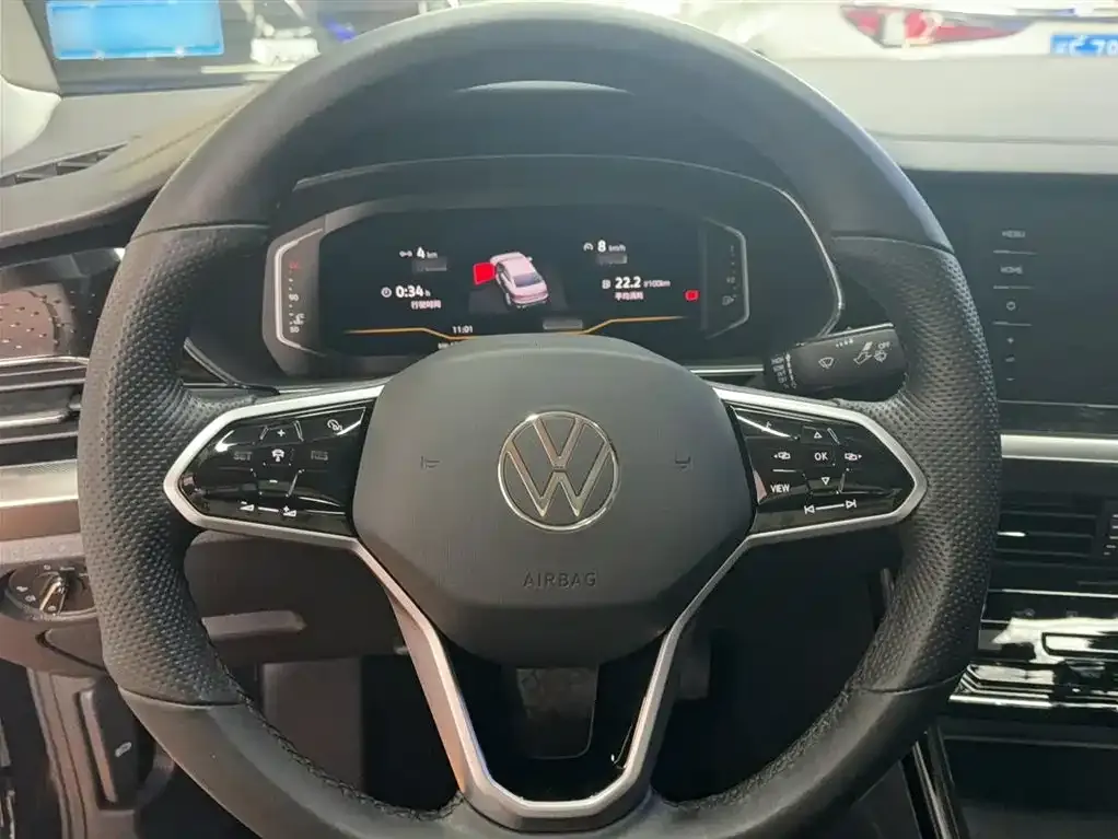 Volkswagen Passat — фото 3