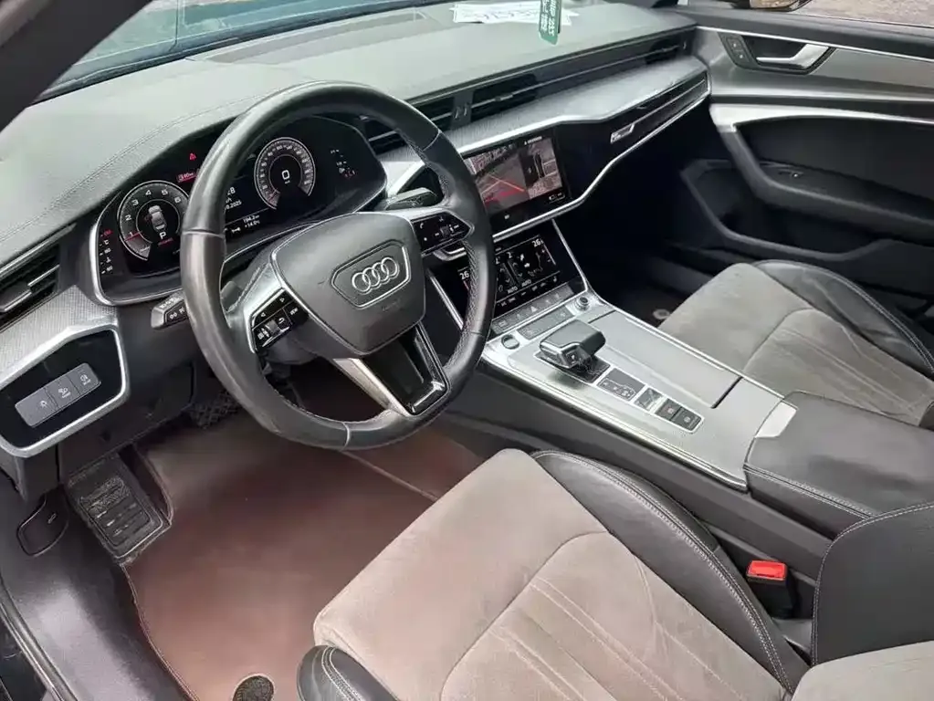 Audi A6L 2022 из CN, фото 6