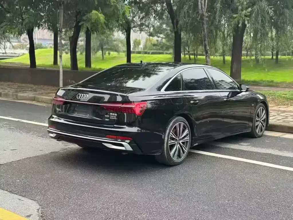 Audi A6L 2022 из CN, фото 9