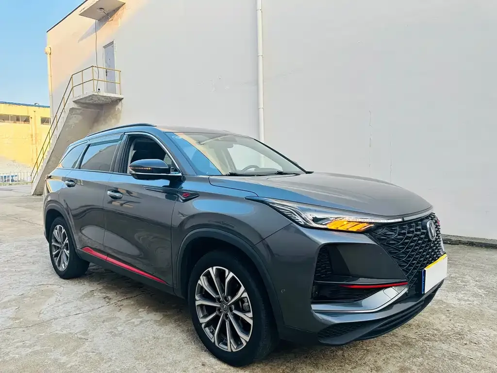 Changan CS75PLUS — фото 3
