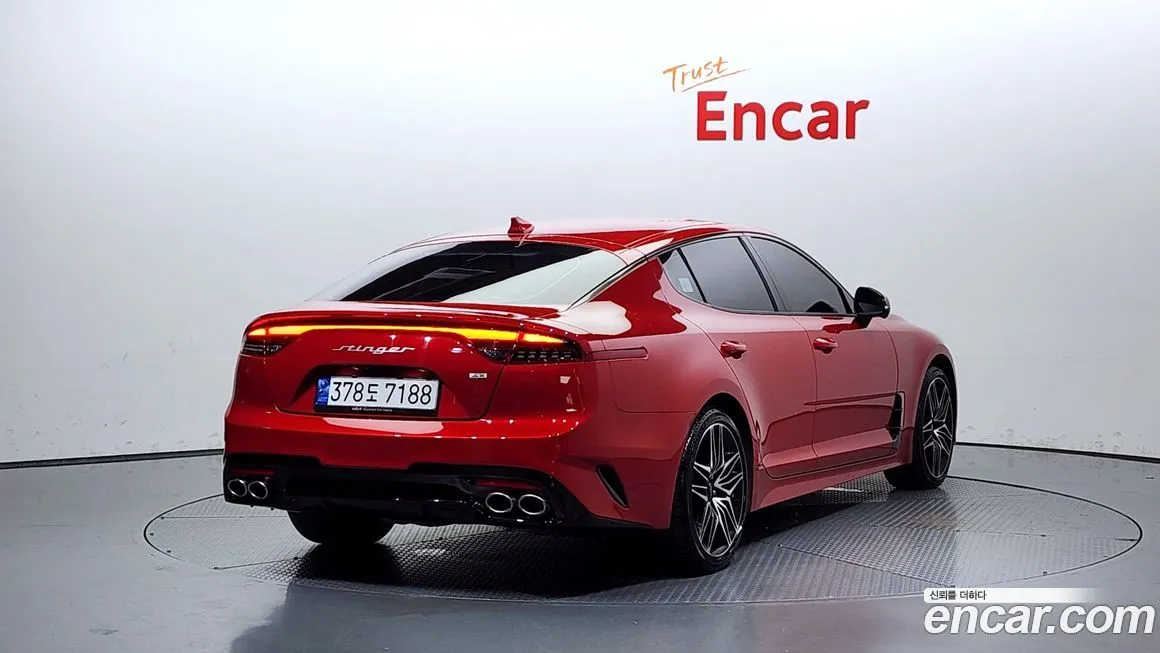 Kia Stinger 2023 из KR, фото 2