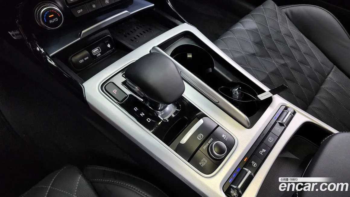 Kia Stinger 2023 из KR, фото 9