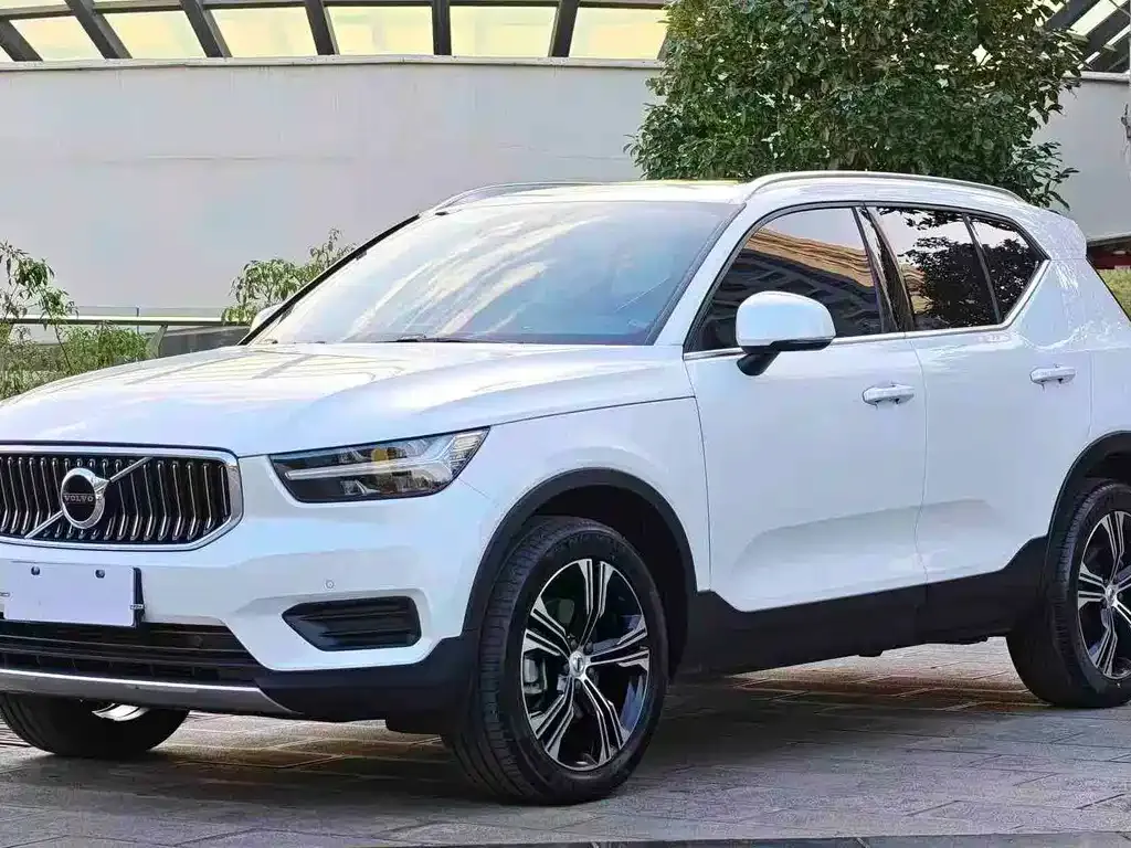 Volvo XC40 2022 из CN, фото 1
