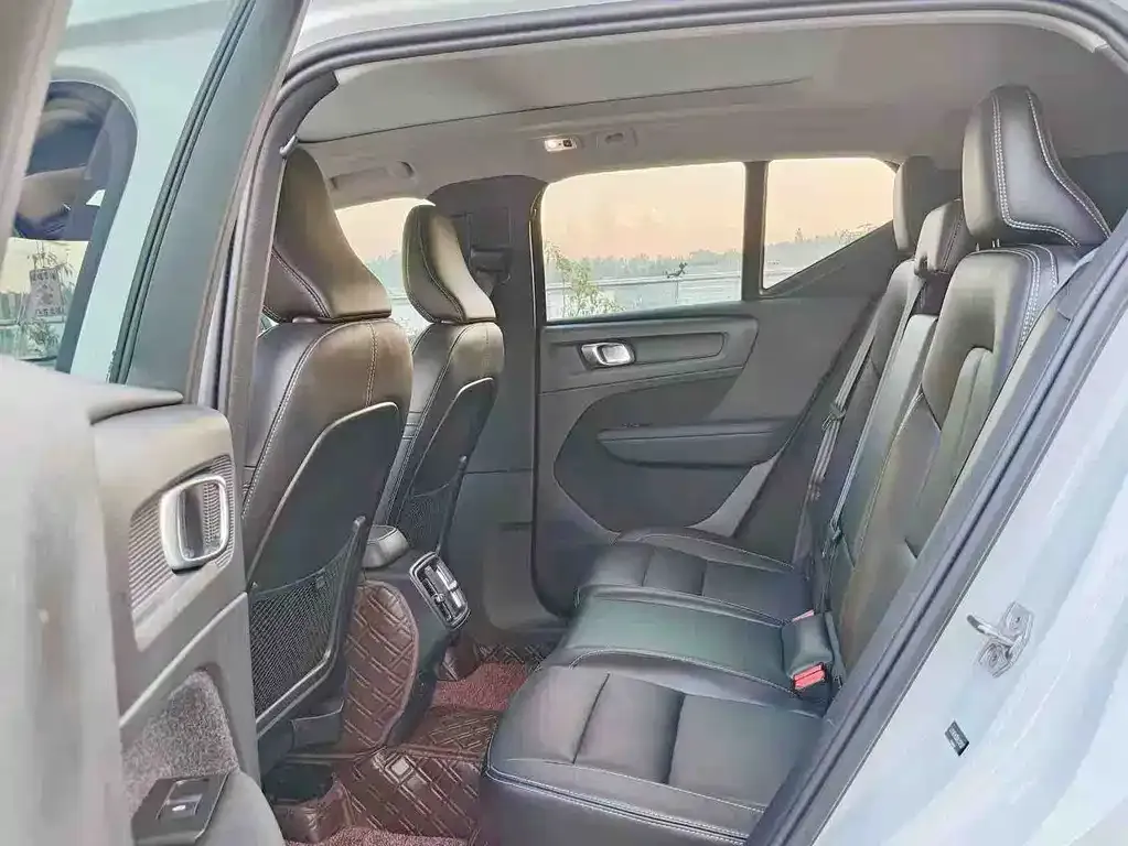 Volvo XC40 2022 из CN, фото 10