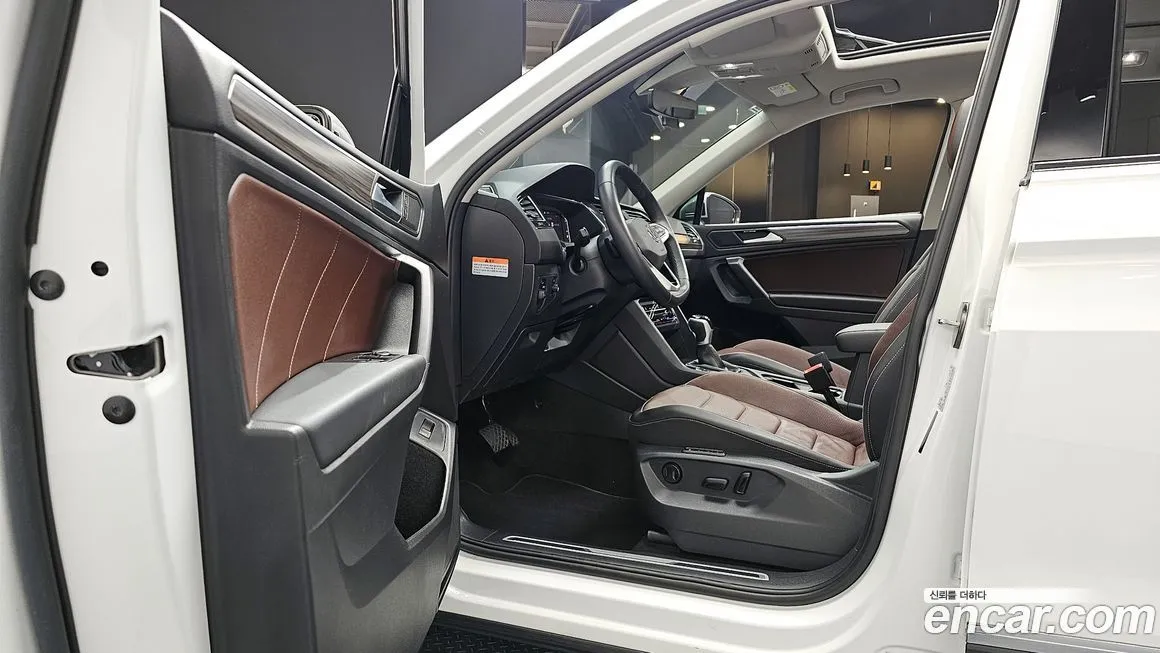 Volkswagen Tiguan — фото 10