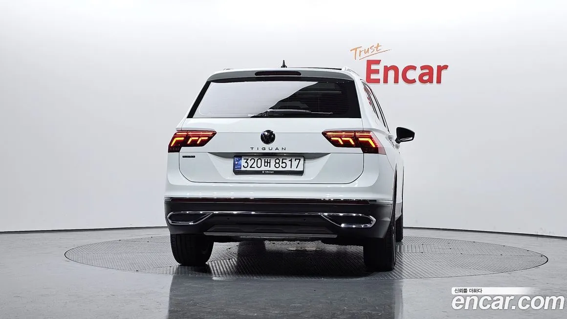 Volkswagen Tiguan — фото 4