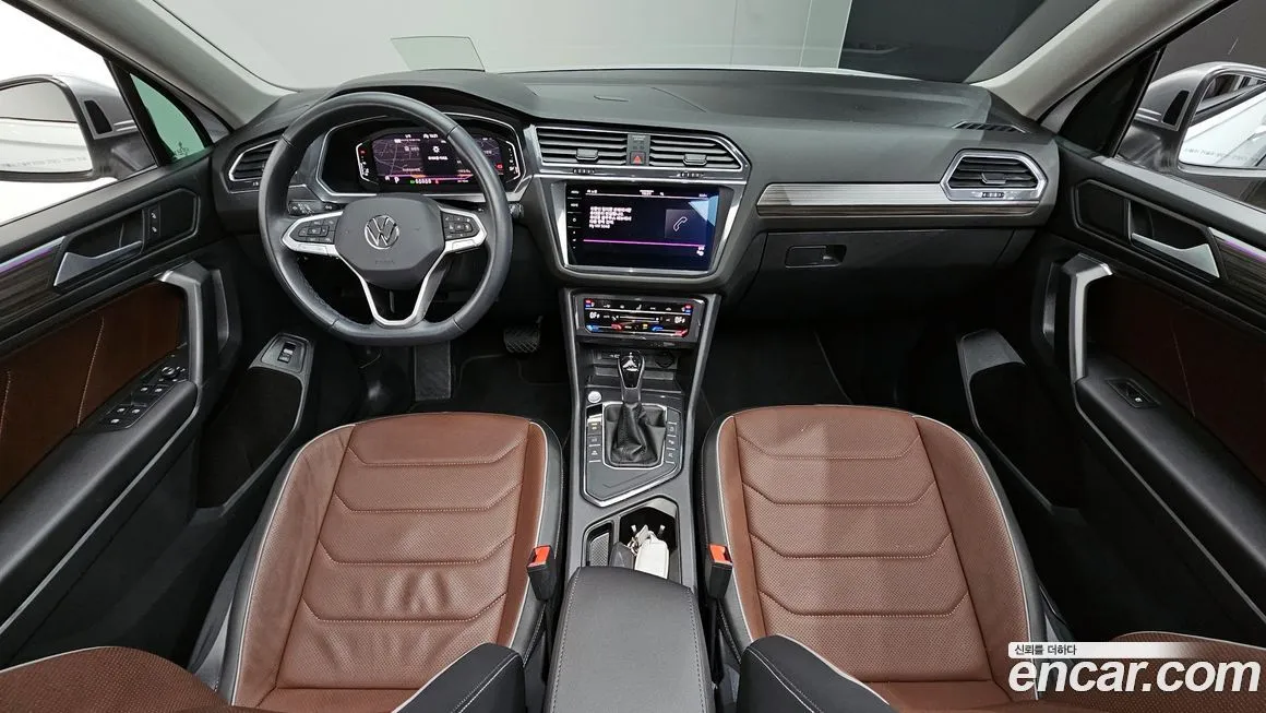 Volkswagen Tiguan — фото 7