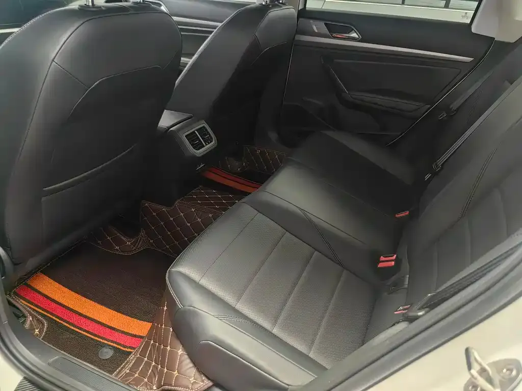 Volkswagen Lavida 2021 из CN, фото 10