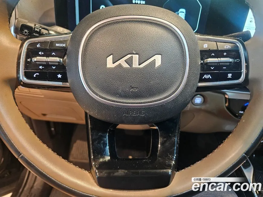 Kia Sorento — фото 10