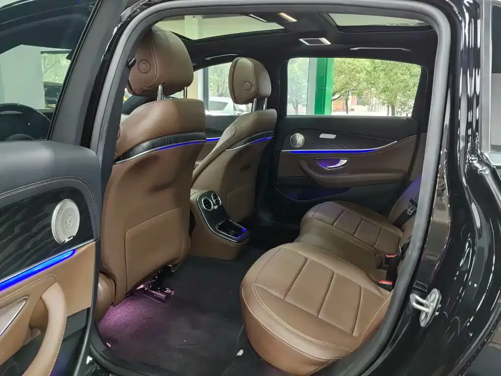 Mercedes-Benz E-Class 2022 из CN, фото 9