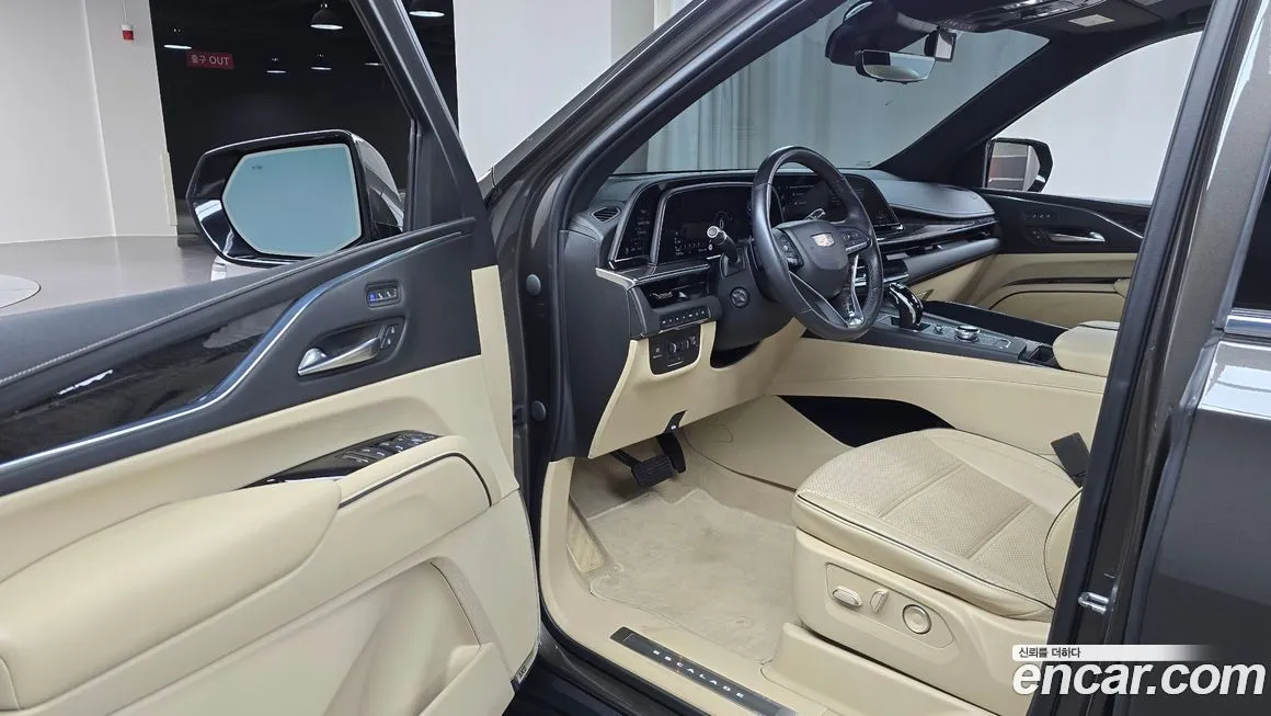 Cadillac Escalade 2021 из KR, фото 10