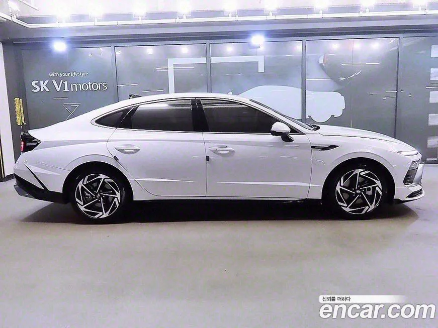 Hyundai Sonata 2024 из KR, фото 3