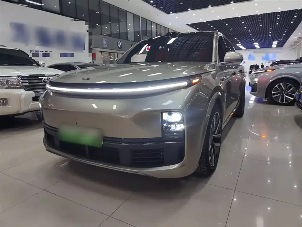Li Auto L8 2024 из CN, фото 2