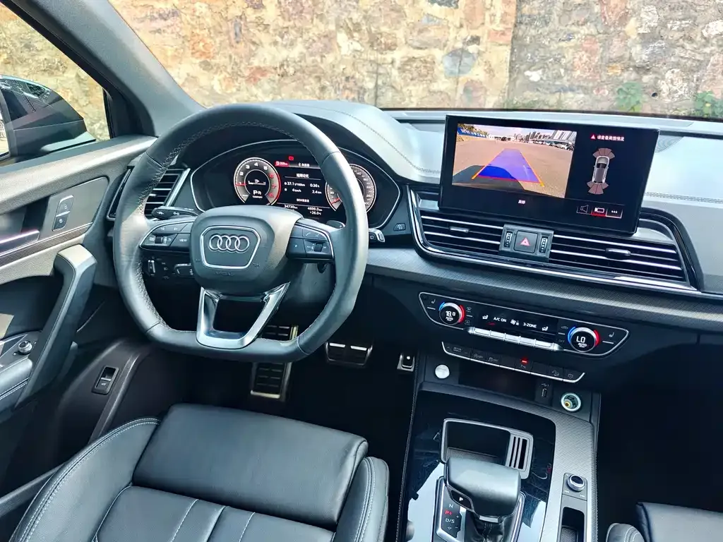 Audi Q5L 2024 из CN, фото 4