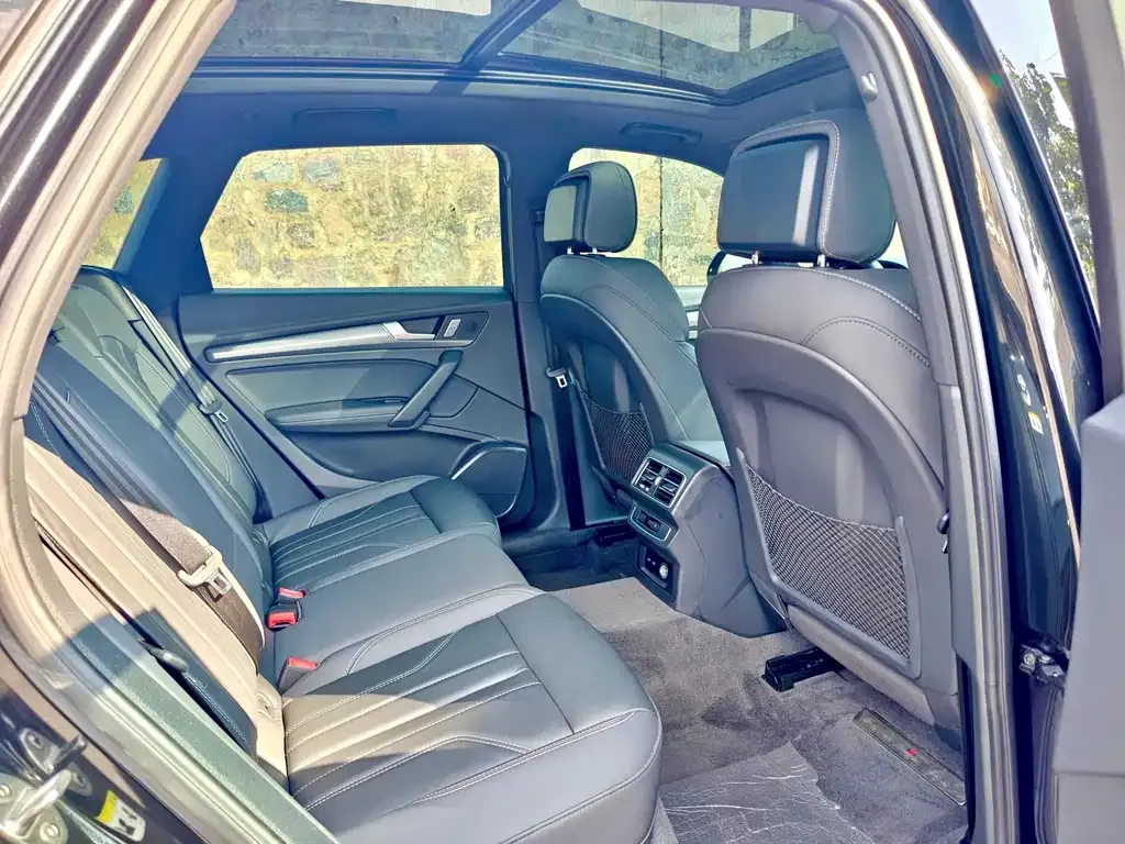 Audi Q5L 2024 из CN, фото 7