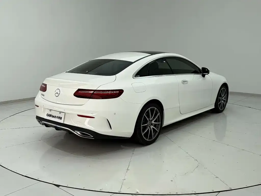 Mercedes-Benz E-Class (Import) 2023 из CN, фото 8
