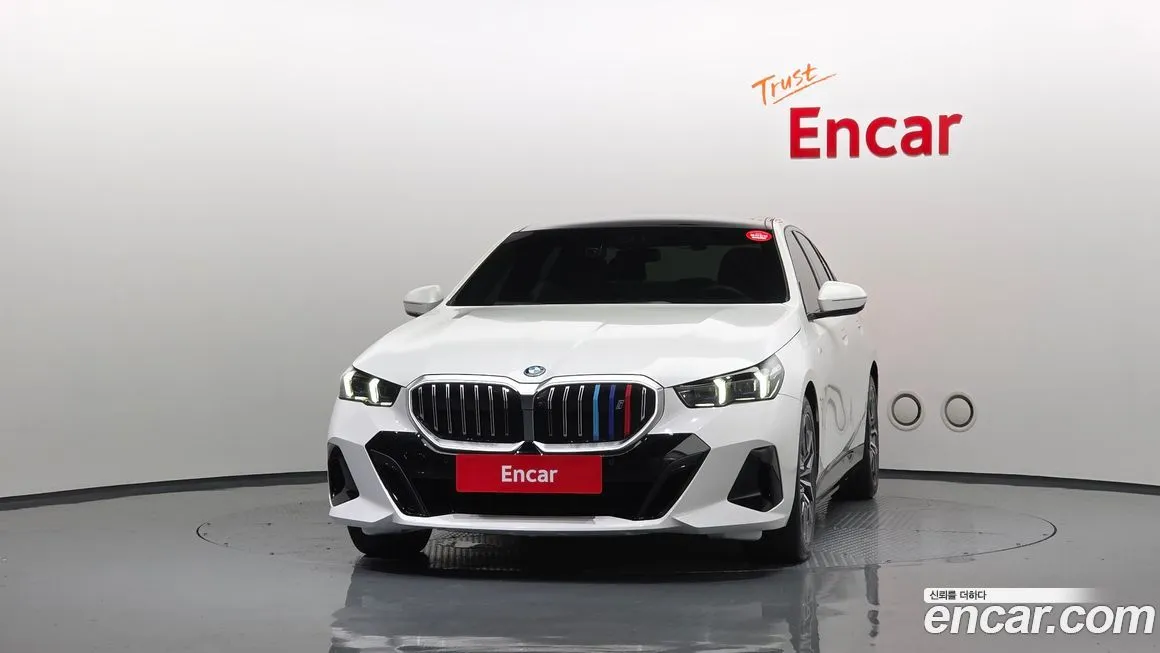 BMW i5 2024 из KR, фото 3