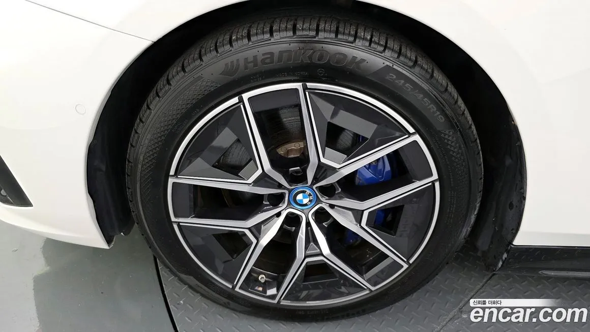 BMW i5 2024 из KR, фото 5