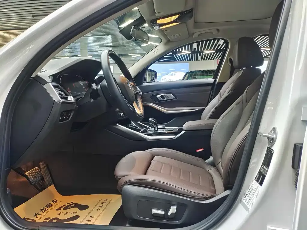 BMW 3 Series 2021 из CN, фото 4