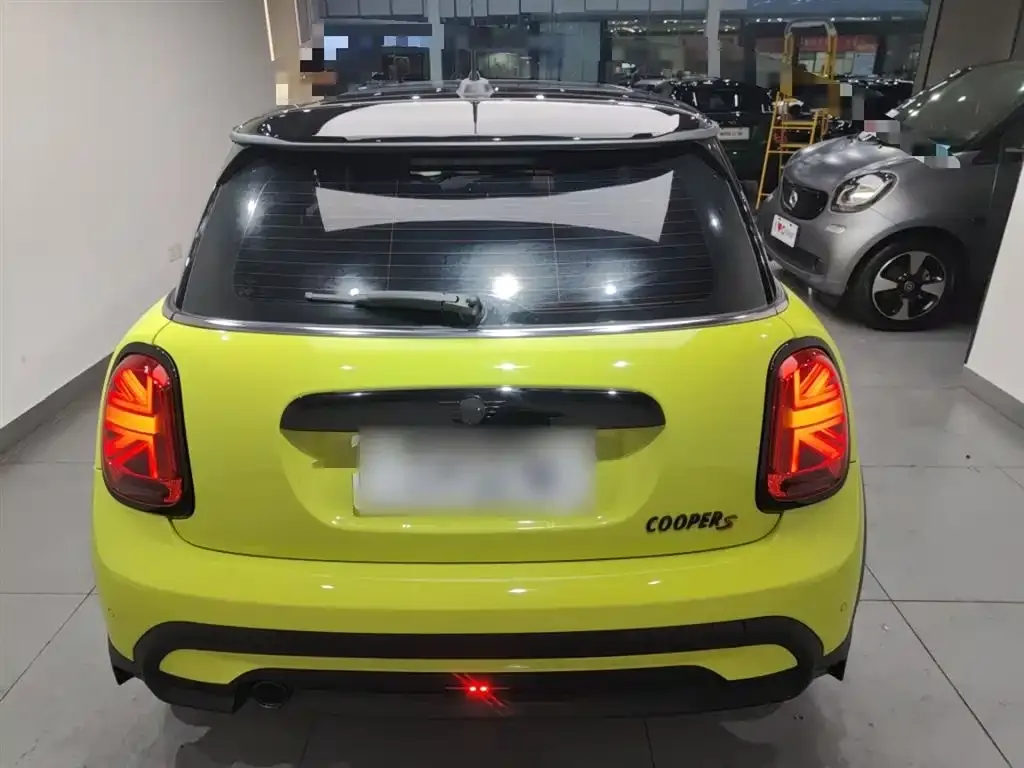 MINI Cooper (3-door) 2022 из CN, фото 6