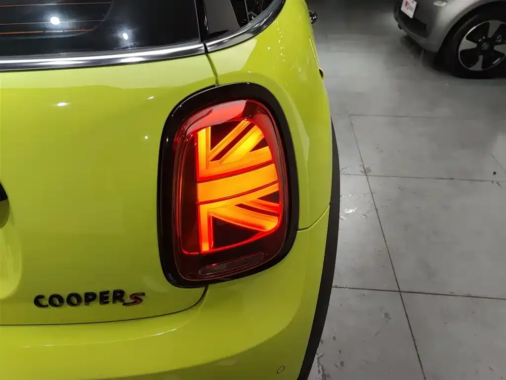 MINI Cooper (3-door) 2022 из CN, фото 8