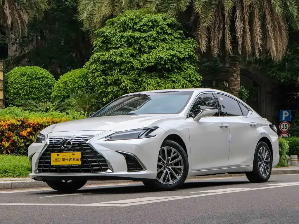 Lexus ES 2025 из CN, фото 1