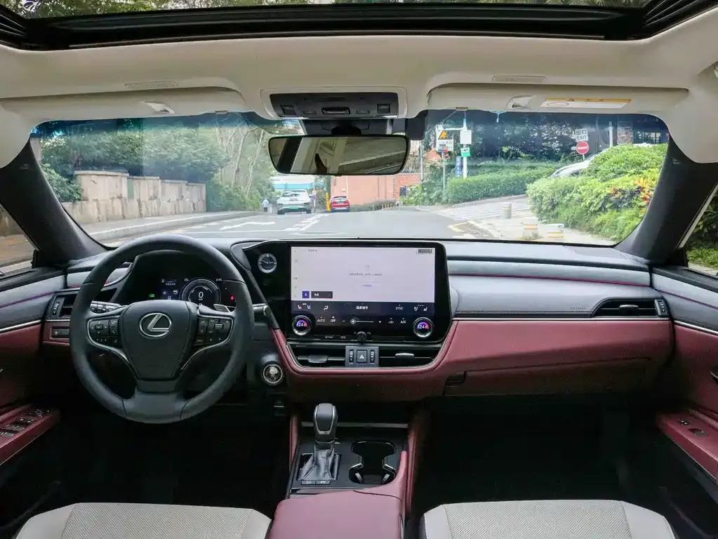 Lexus ES 2025 из CN, фото 10