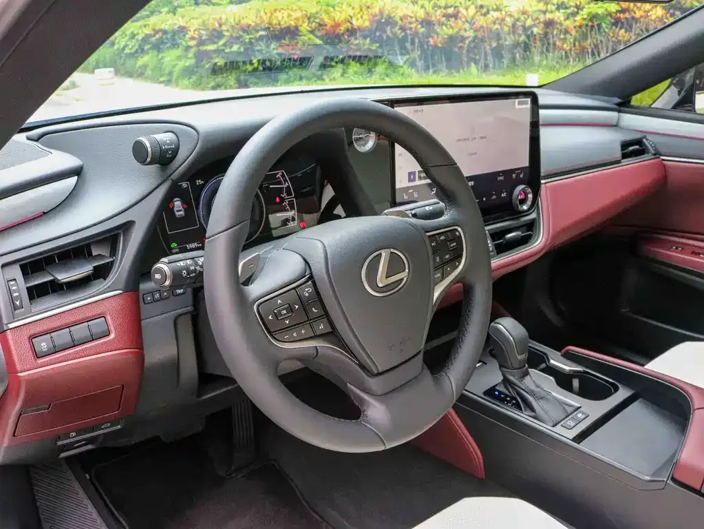 Lexus ES 2025 из CN, фото 4