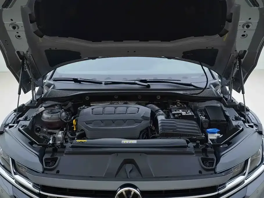 Volkswagen CC 2024 из CN, фото 7