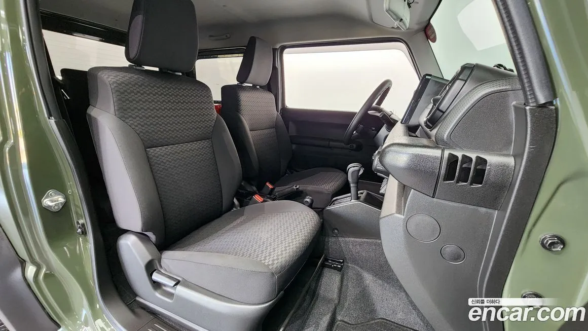 Suzuki Jimny 2021 из KR, фото 10