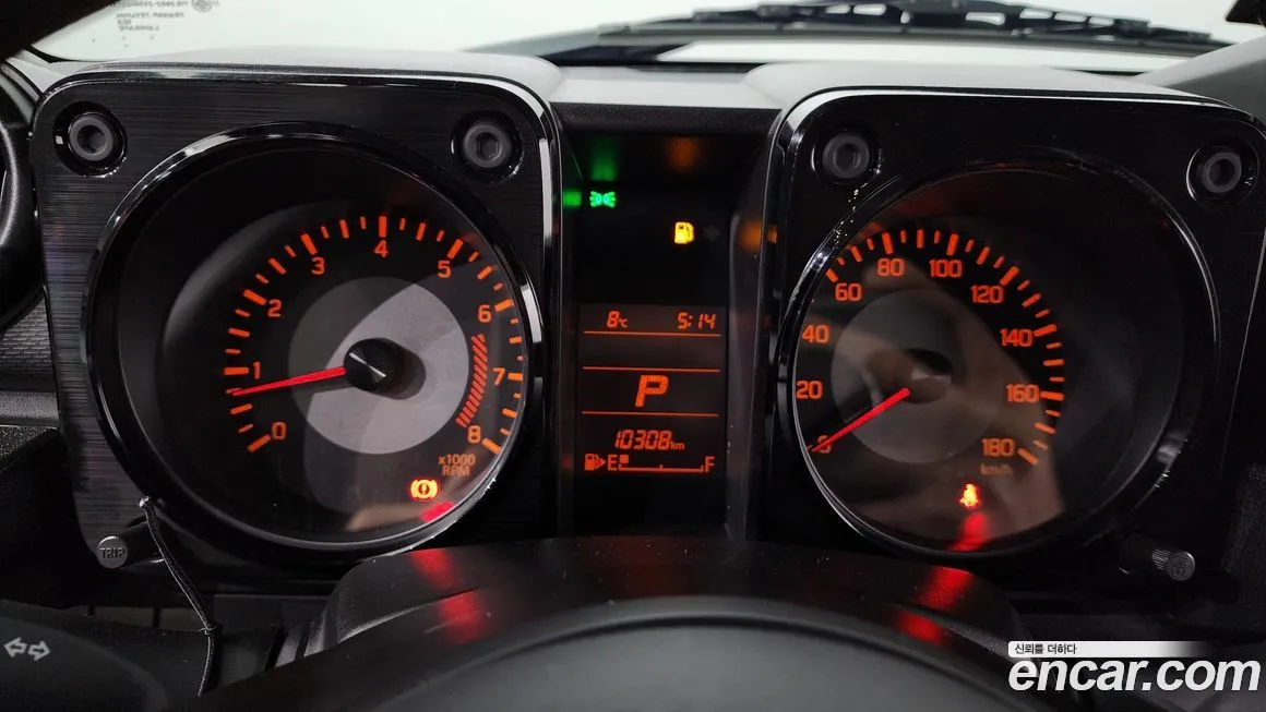 Suzuki Jimny 2021 из KR, фото 8