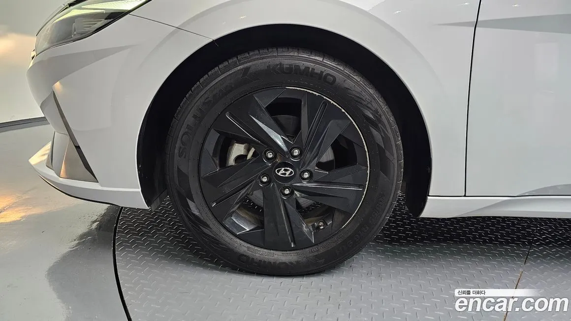 Hyundai AVANTE 2023 из KR, фото 5