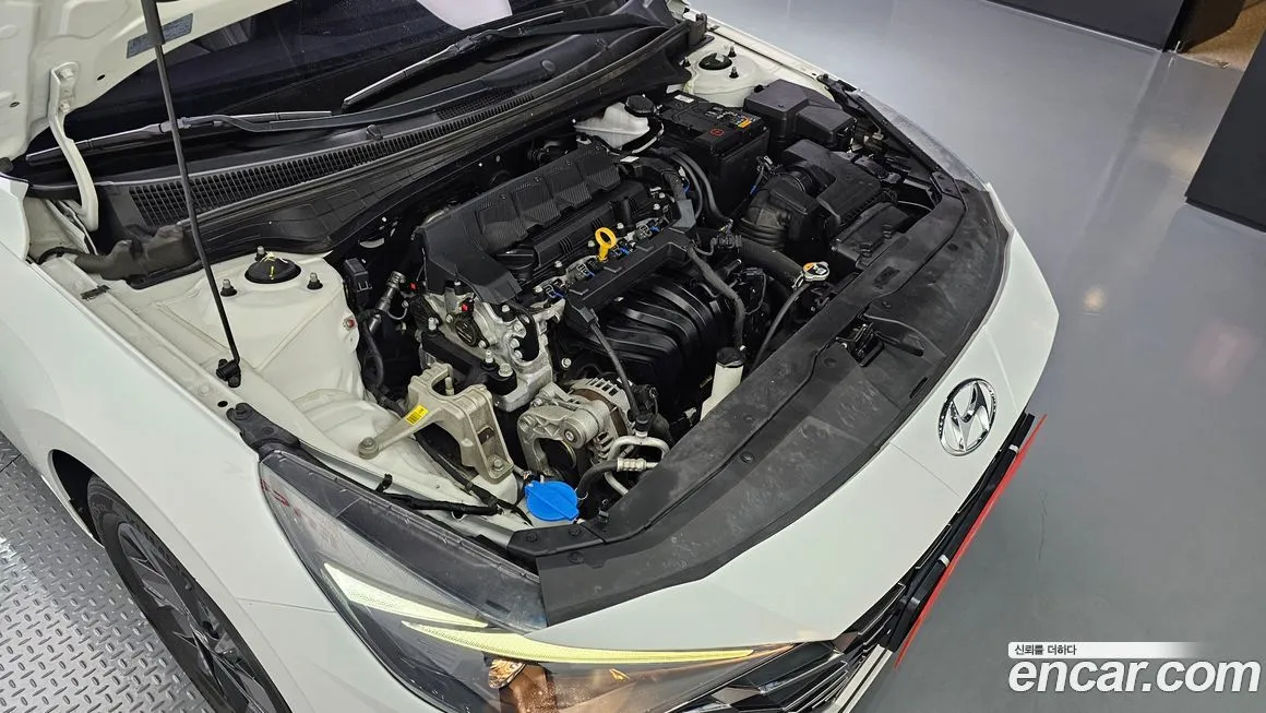 Hyundai AVANTE 2023 из KR, фото 6