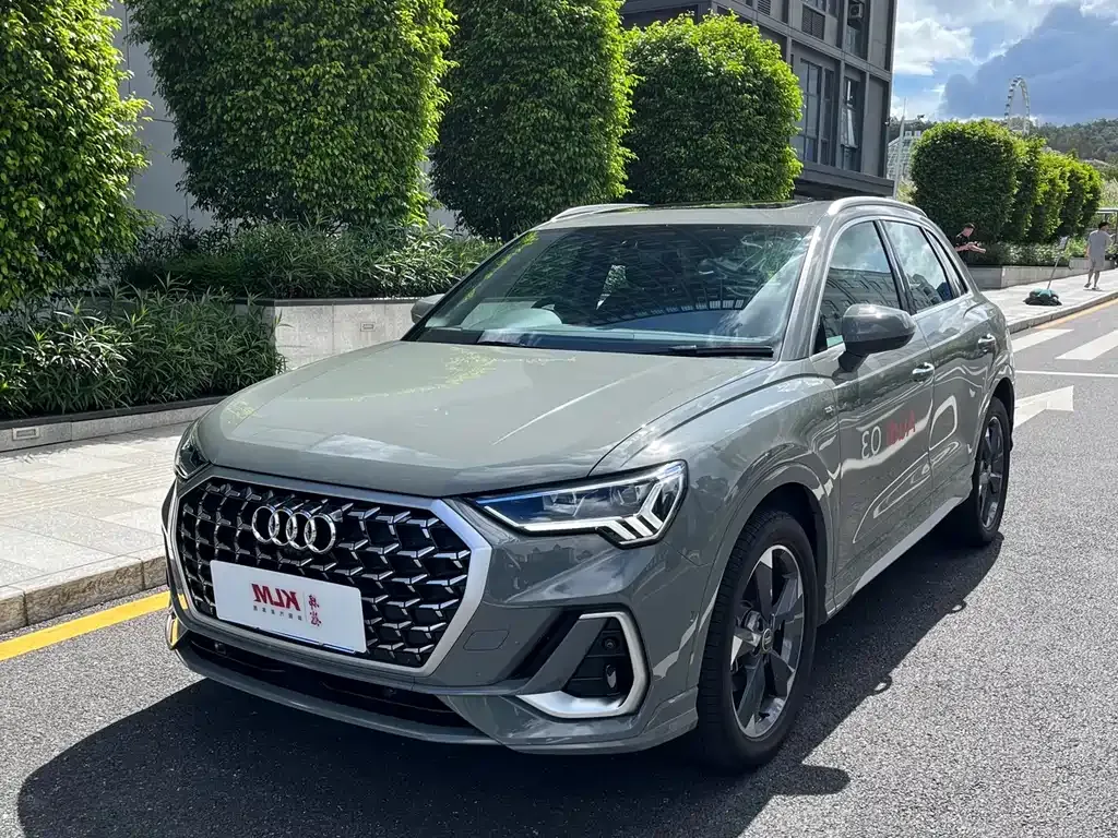 Audi Q3 2024 из CN, фото 1