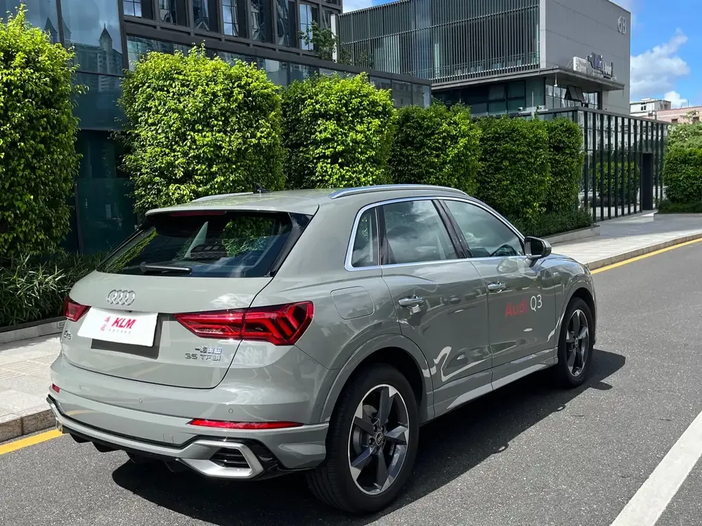 Audi Q3 2024 из CN, фото 3