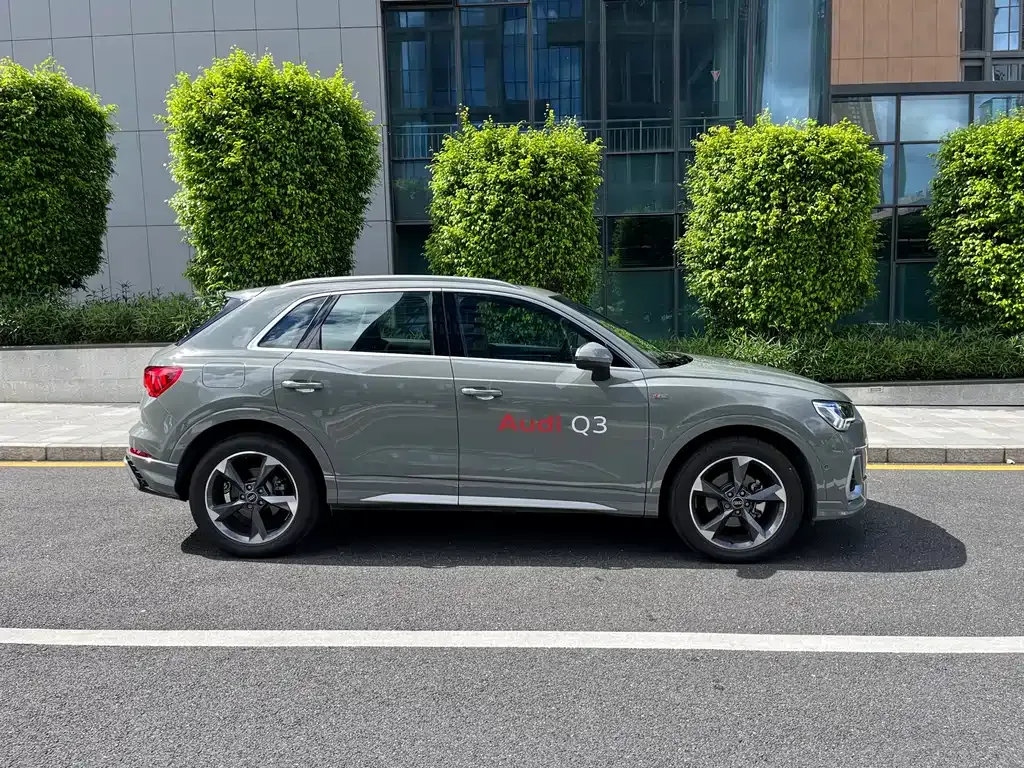 Audi Q3 2024 из CN, фото 4