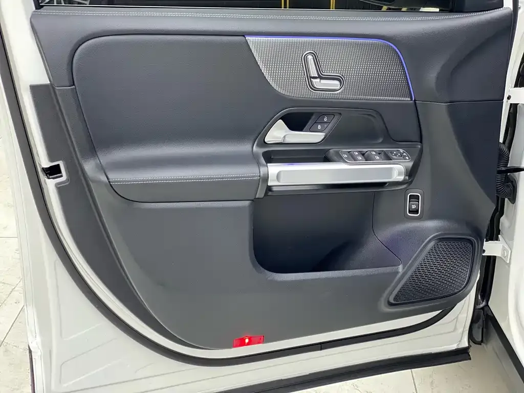 Mercedes-Benz GLB 2023 из CN, фото 6
